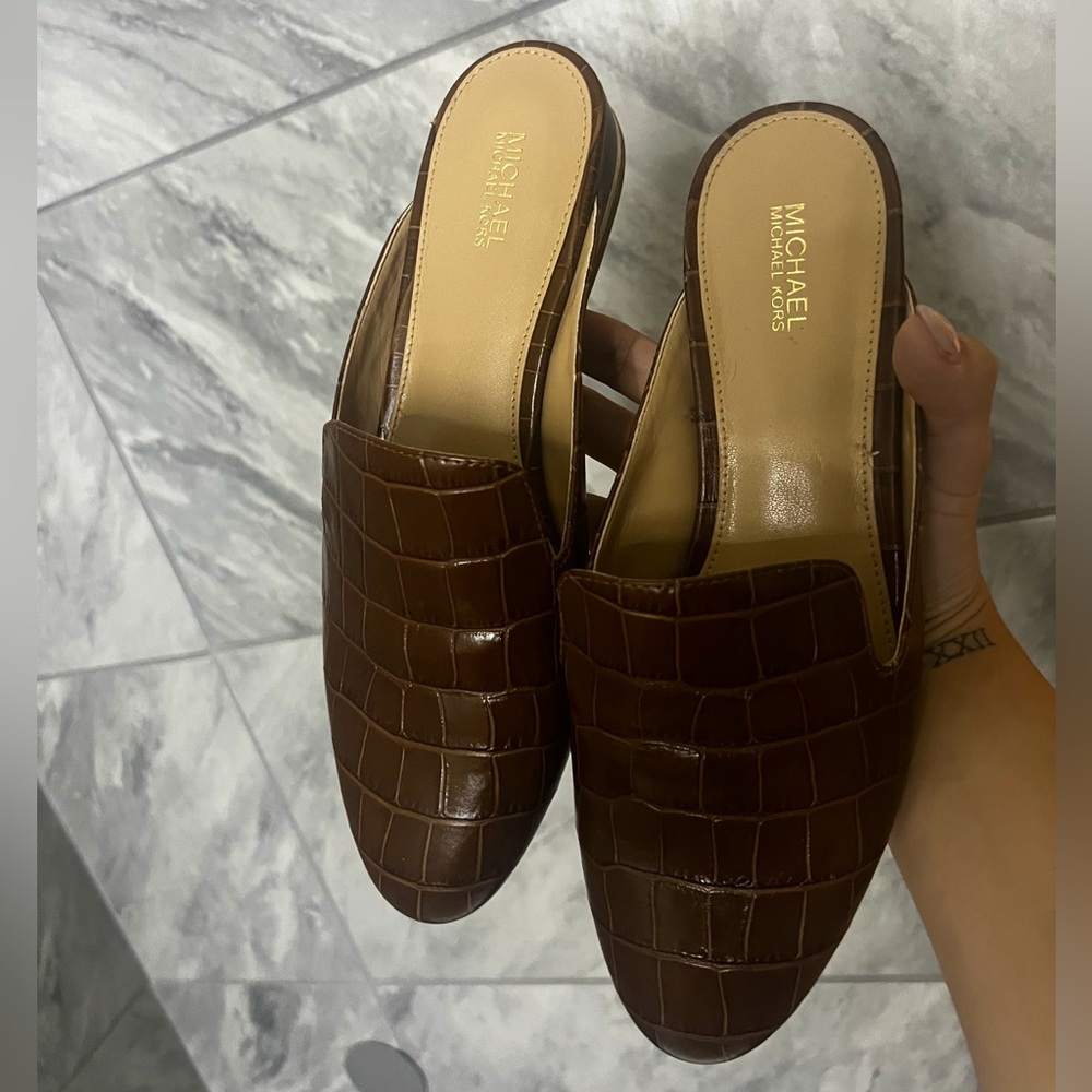 Micheal Kors mules